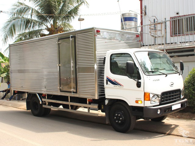 Xe tải hyundai HD800 gắn cẩu unictadanosoosan  Veam 8 Tấn