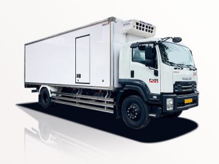 Xe Tải Đông Lạnh Isuzu FVR34SE5 6.8 Tấn