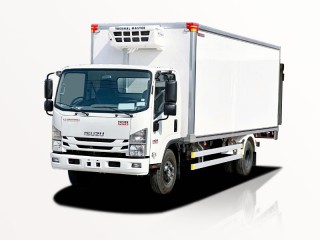 Xe Tải Đông Lạnh Isuzu NQR75LE5 5 Tấn