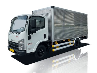 Xe Tải Isuzu QMR77HE4 2.5 tấn Thùng kín