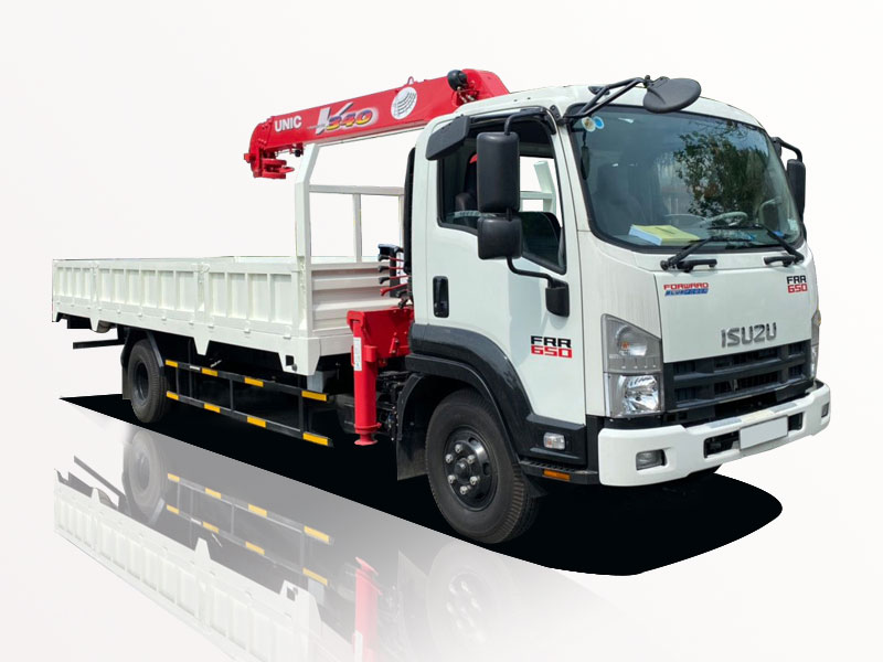 Xe cẩu Isuzu FRR90NE4 4T2 Gắn Cẩu Unic URV346