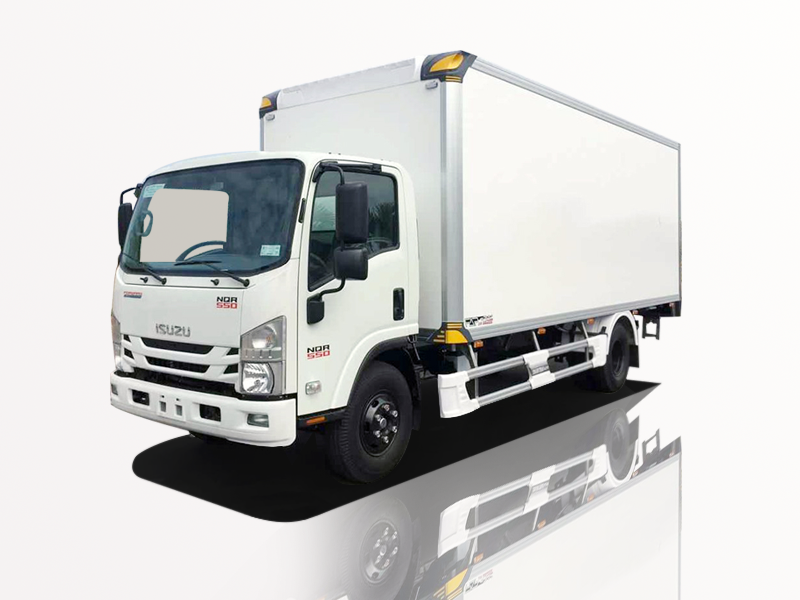 Xe Tải Isuzu NQR75ME4 5.5 Tấn Thùng Bảo Ôn