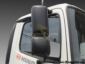 1-guong-chieu-hau-xe-tai-Hino-FC