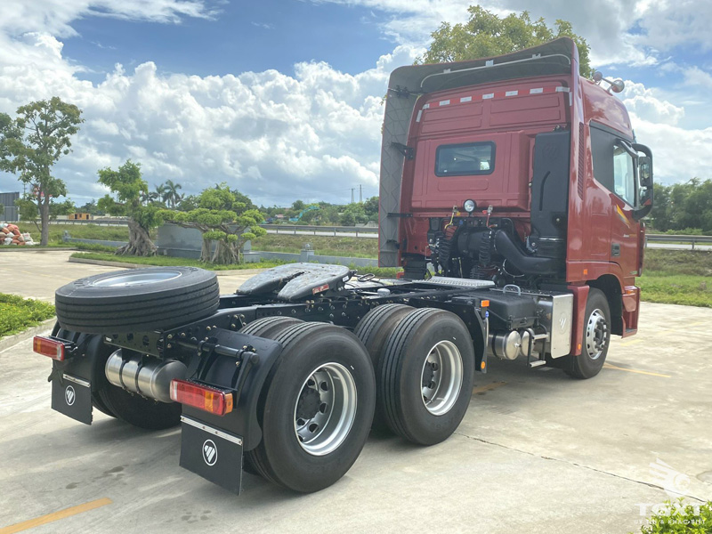 Đầu K&eacute;o FOTON EST 460 Auman FV460/EST 6 x 4 Cầu L&aacute;p