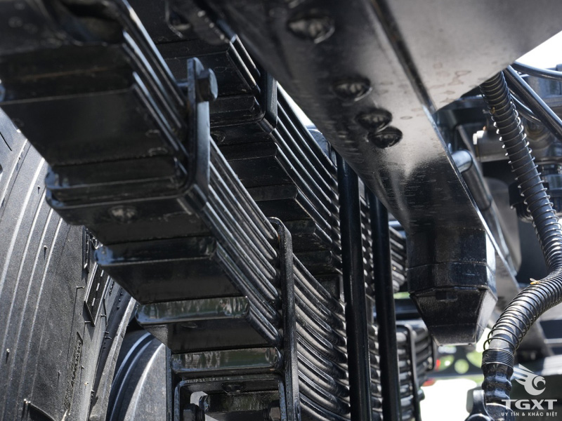 Xe Tải Auman C160L CUMMINS Th&ugrave;ng K&iacute;n 9M9