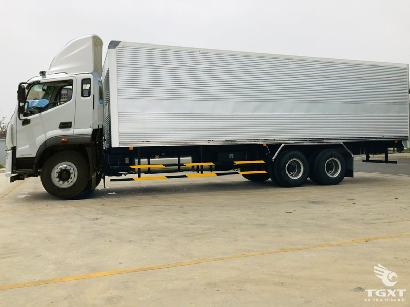 Xe Tải Foton Auman C240 Th&ugrave;ng K&iacute;n
