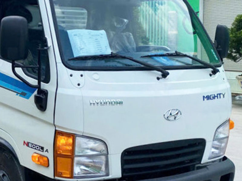 Xe Tải Hyundai Mighty N500LA 2.1 Tấn Th&ugrave;ng K&iacute;n