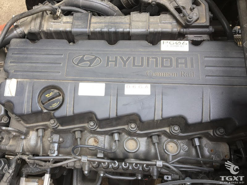 Xe Tải Hyundai HD240 15 Tấn Thùng Bạt