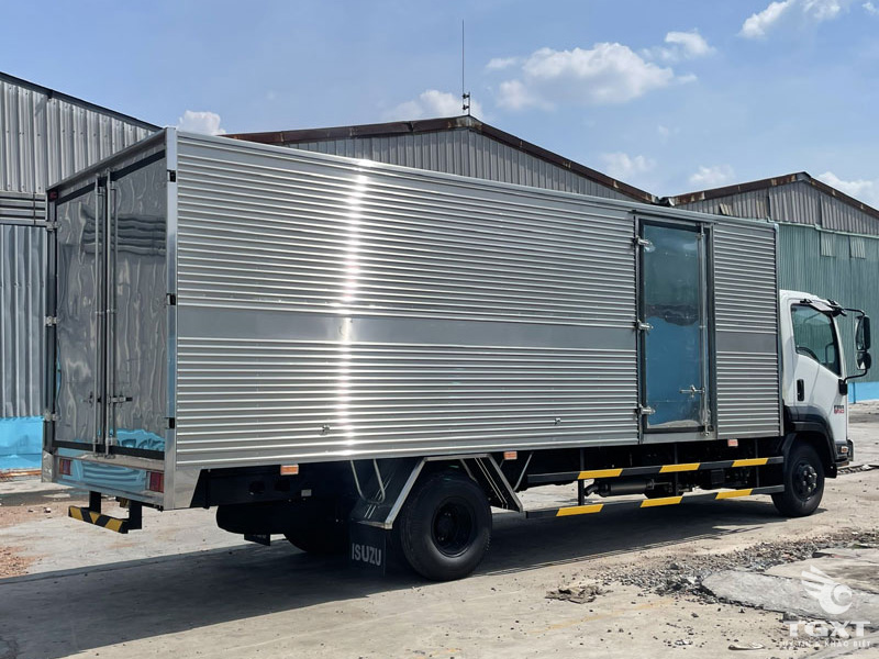 Xe Tải Isuzu FRR90LE5 6.5 Tấn Th&ugrave;ng K&iacute;n