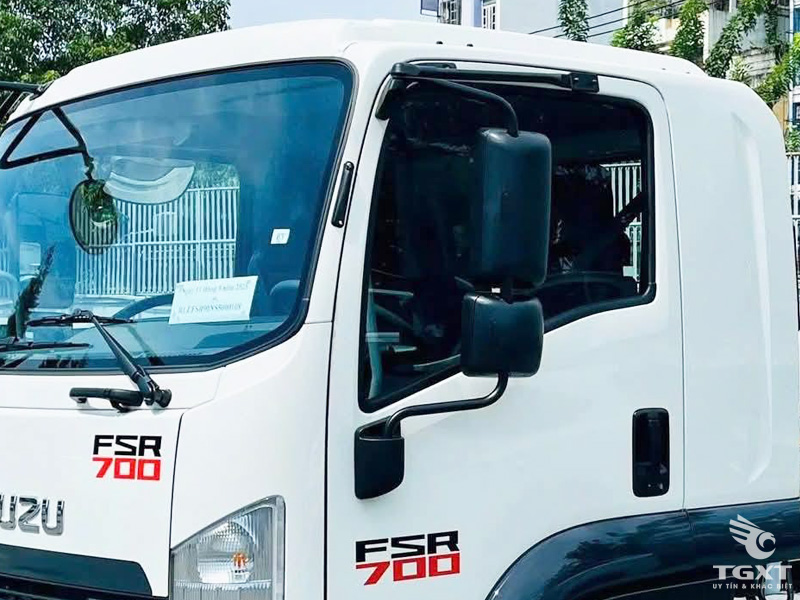 Xe Tải Isuzu FSR90NE5 7.5 Tấn Th&ugrave;ng Lửng