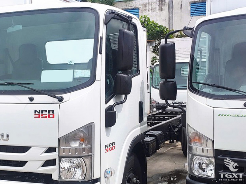 Xe Tải Isuzu NPR85ME5 3.5 Tấn Th&ugrave;ng K&iacute;n