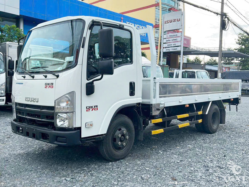 Xe Tải Isuzu QMR77HE5 2.8 Tấn Thùng Lửng