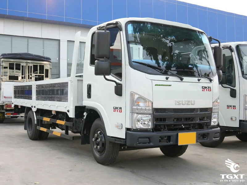 Xe Tải Isuzu QMR77HE5A 1.9 Tấn Thùng Lửng