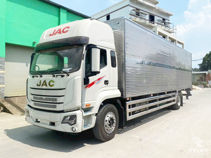 Gi&aacute; Xe Tải Jac Dawos E5 Th&ugrave;ng K&iacute;n 10m Tải Trọng 7.5 Tấn