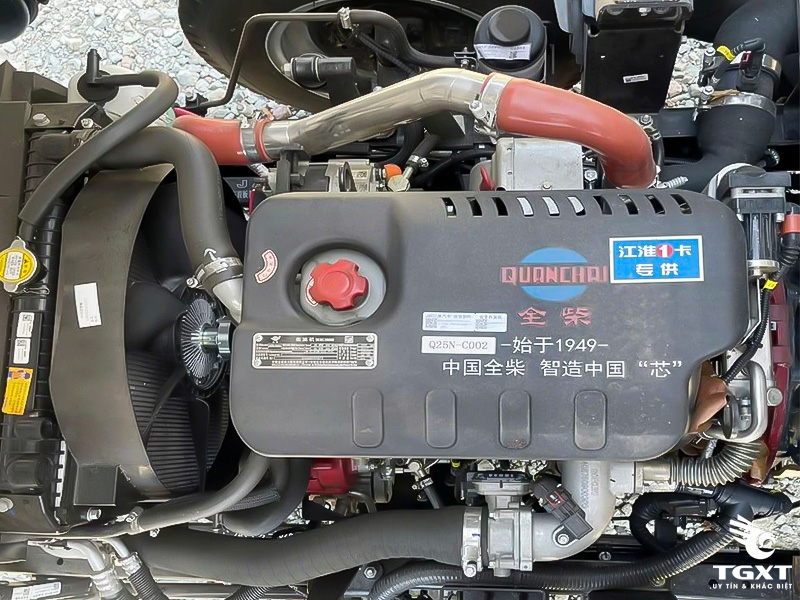 Giá Xe Tải Jac H200 E5 Thùng Kín Tải Trọng 1.9 Tấn